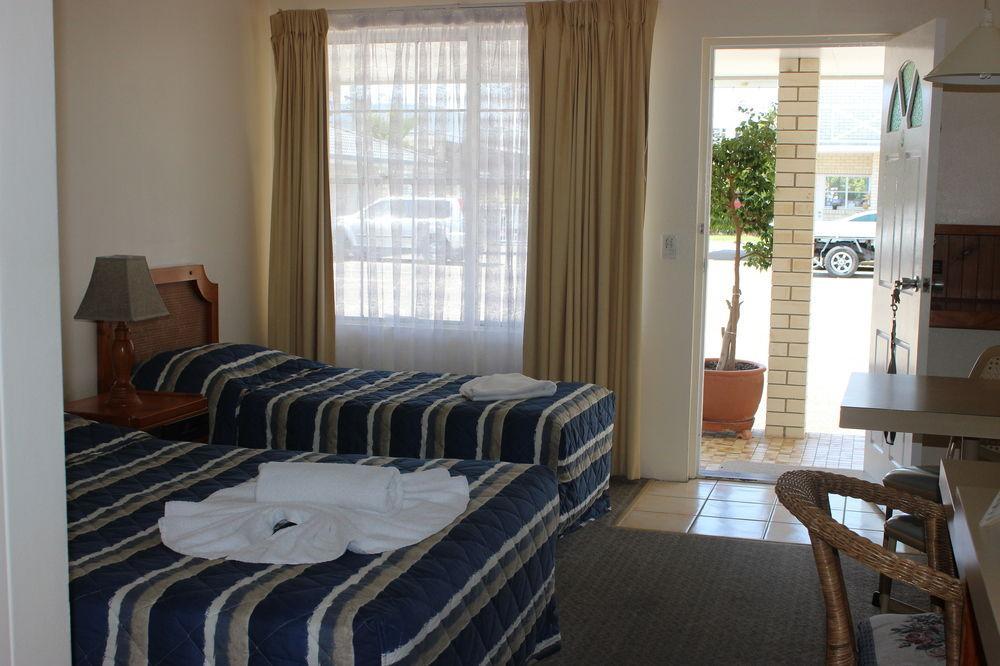 Cooks Endeavour Motor Inn Tweed Heads Bagian luar foto